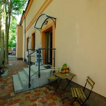 Napraforgo Vendeghaz Penzion Pětikostelí